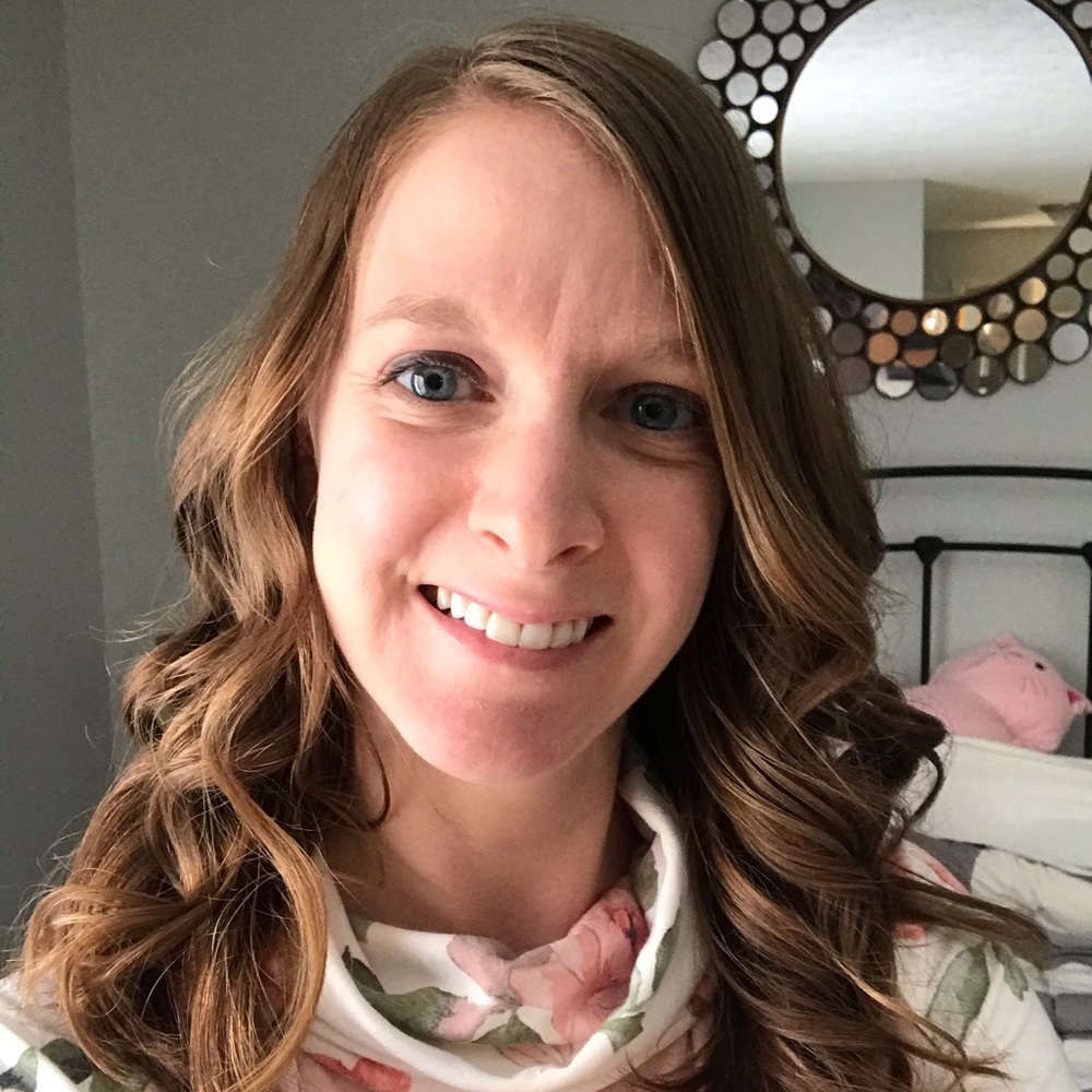 Meet your Posher, Lauren